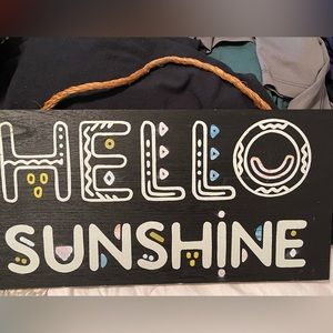 Wooden wall hang “hello sunshine”